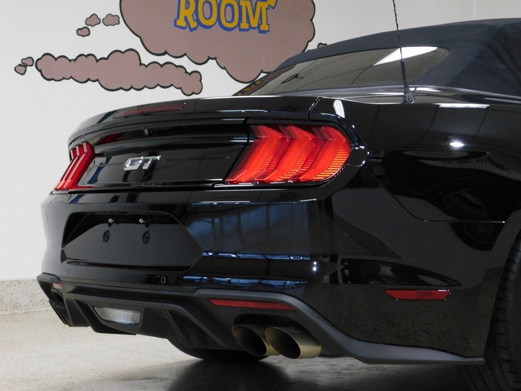 Ford Mustang GT convertible 2019