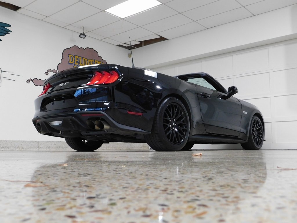 Ford Mustang GT convertible 2019