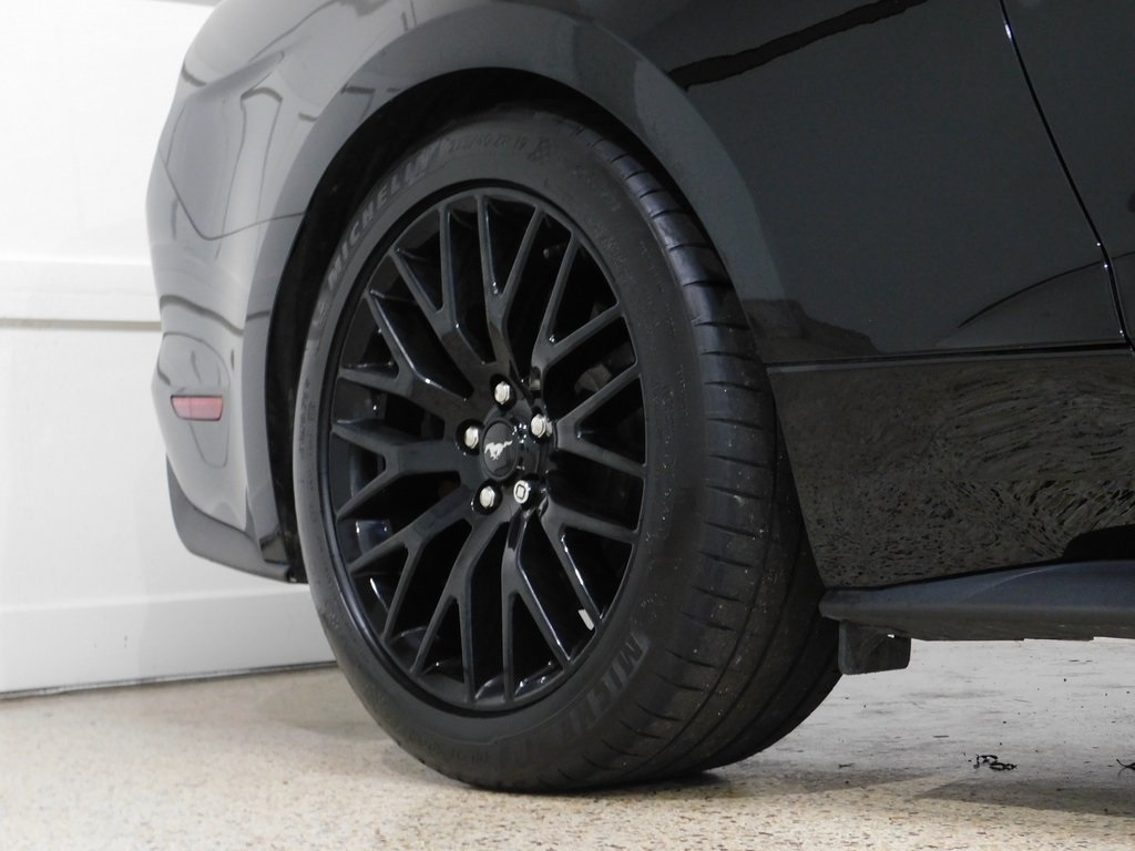 Ford Mustang GT convertible 2019