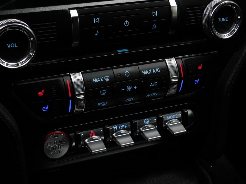 Ford Mustang GT convertible 2019