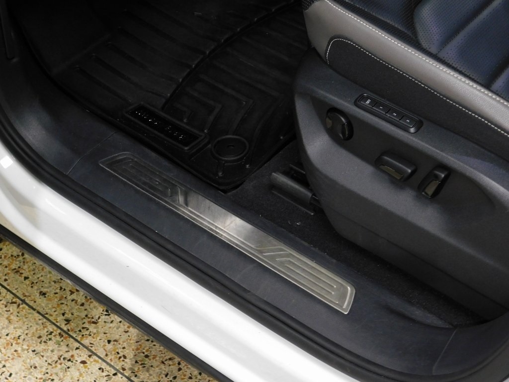 Volkswagen Atlas V6 SEL Premium R-Line 4MOTION 2022