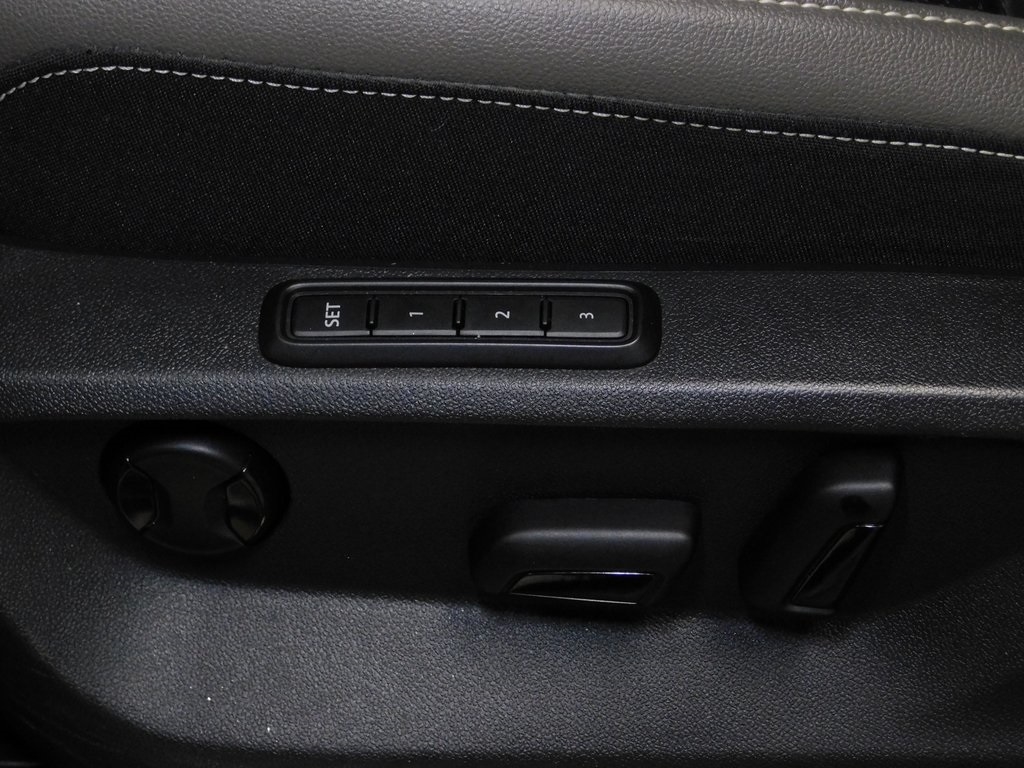 Volkswagen Atlas V6 SEL Premium R-Line 4MOTION 2022