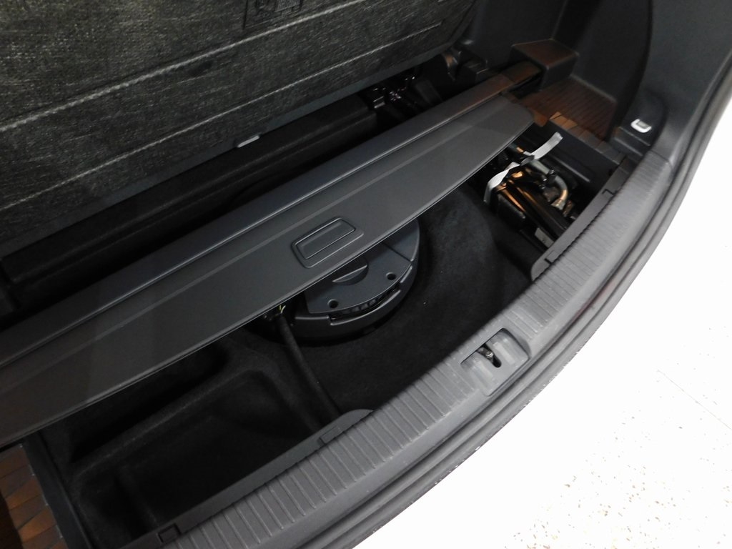 Volkswagen Atlas V6 SEL Premium R-Line 4MOTION 2022