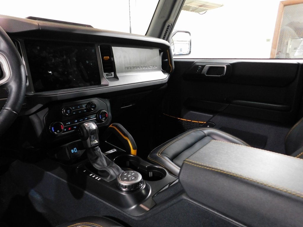 Ford Bronco Badlands 4-Door 2024