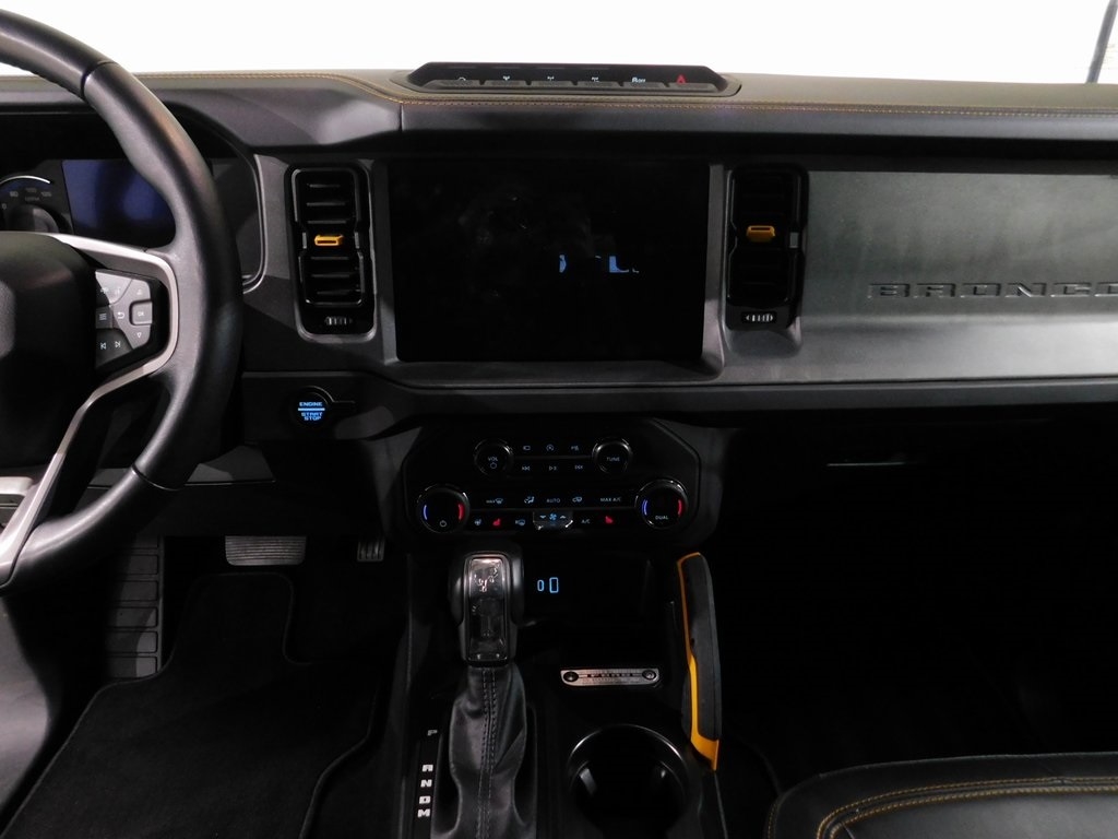 Ford Bronco Badlands 4-Door 2024