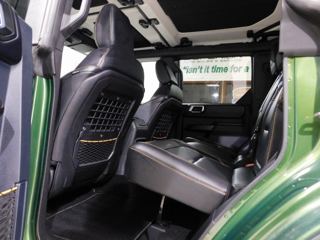 Ford Bronco Badlands 4-Door 2024