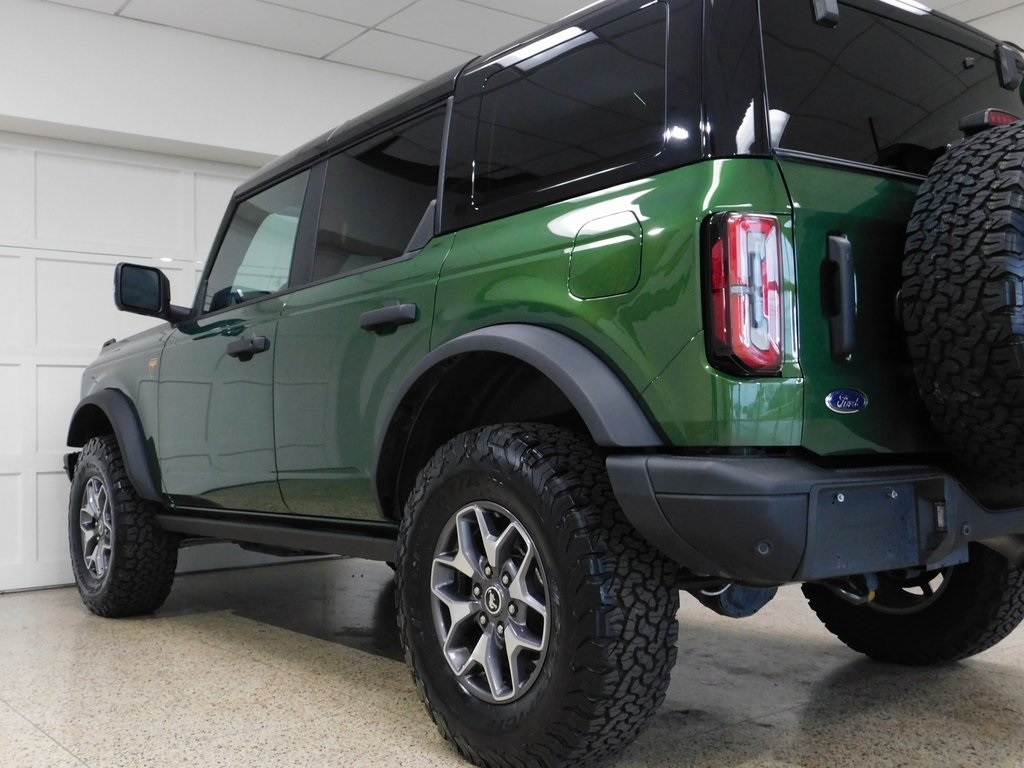 Ford Bronco Badlands 4-Door 2024