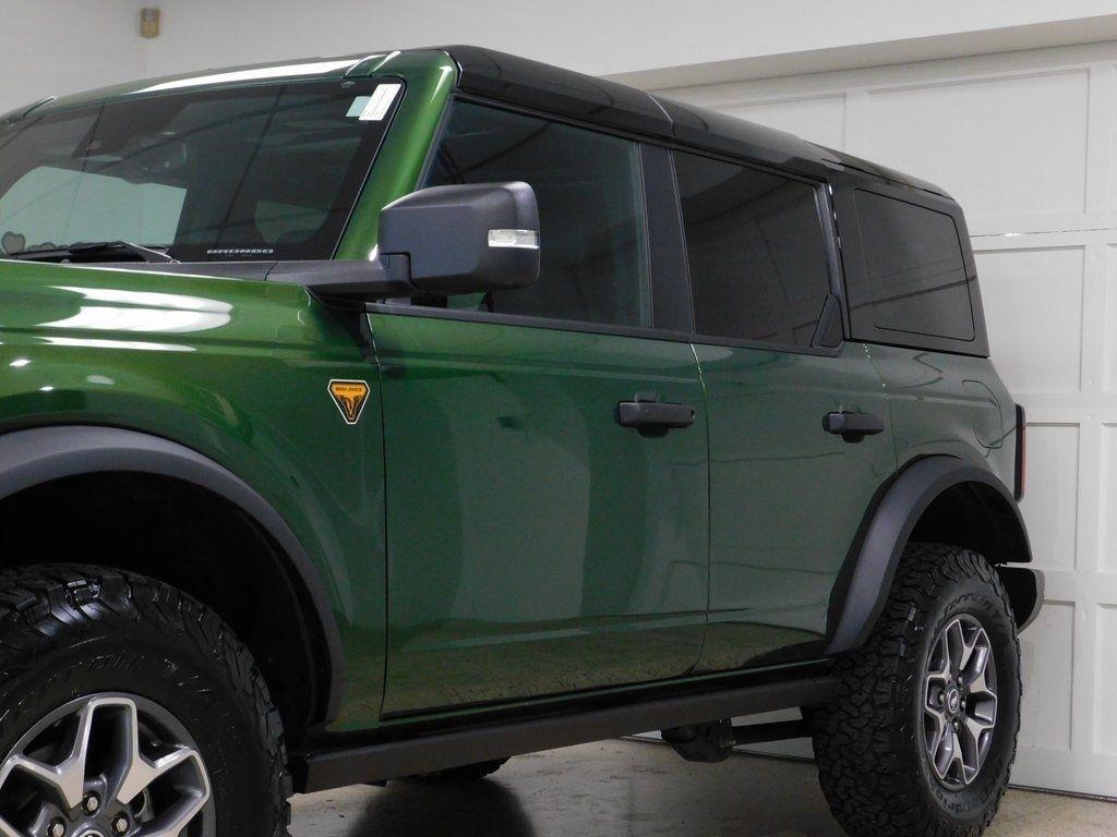 Ford Bronco Badlands 4-Door 2024