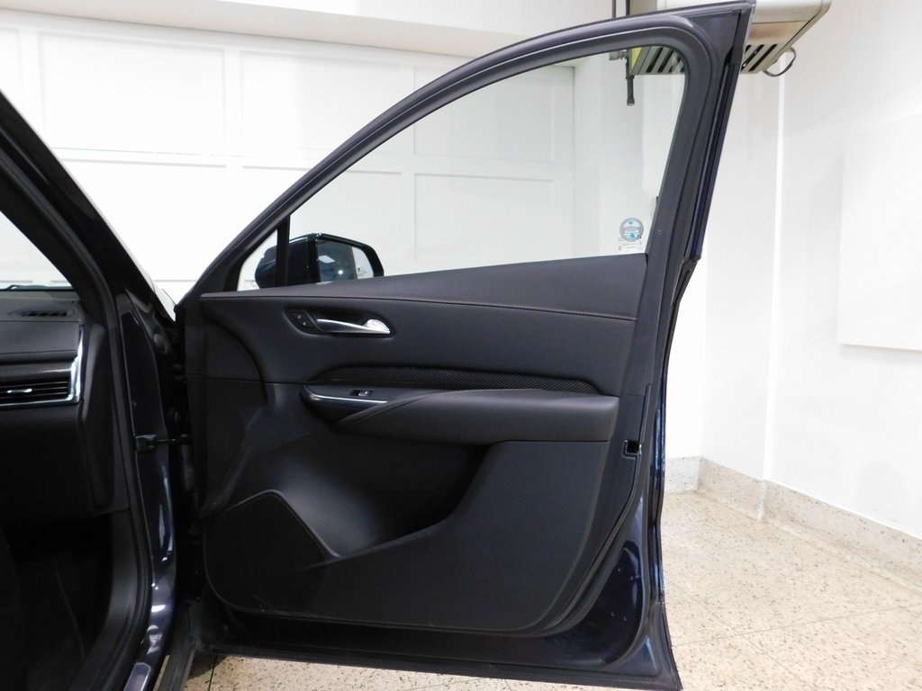 Cadillac XT4 Sport AWD 2023