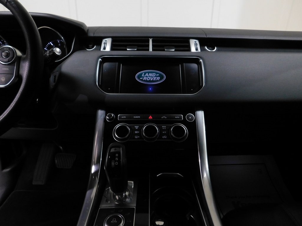 Land Rover Range Rover Sport 3.0L V6 Supercharged SE 2014