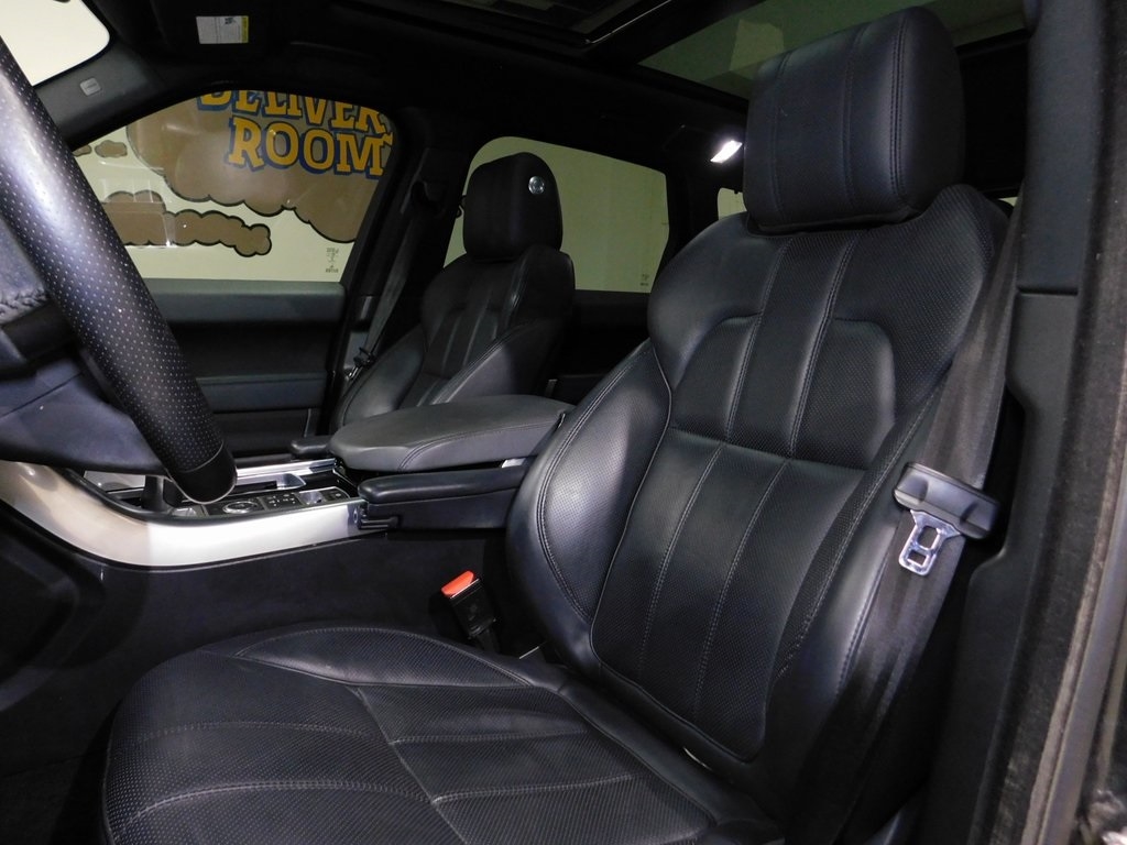 Land Rover Range Rover Sport 3.0L V6 Supercharged SE 2014