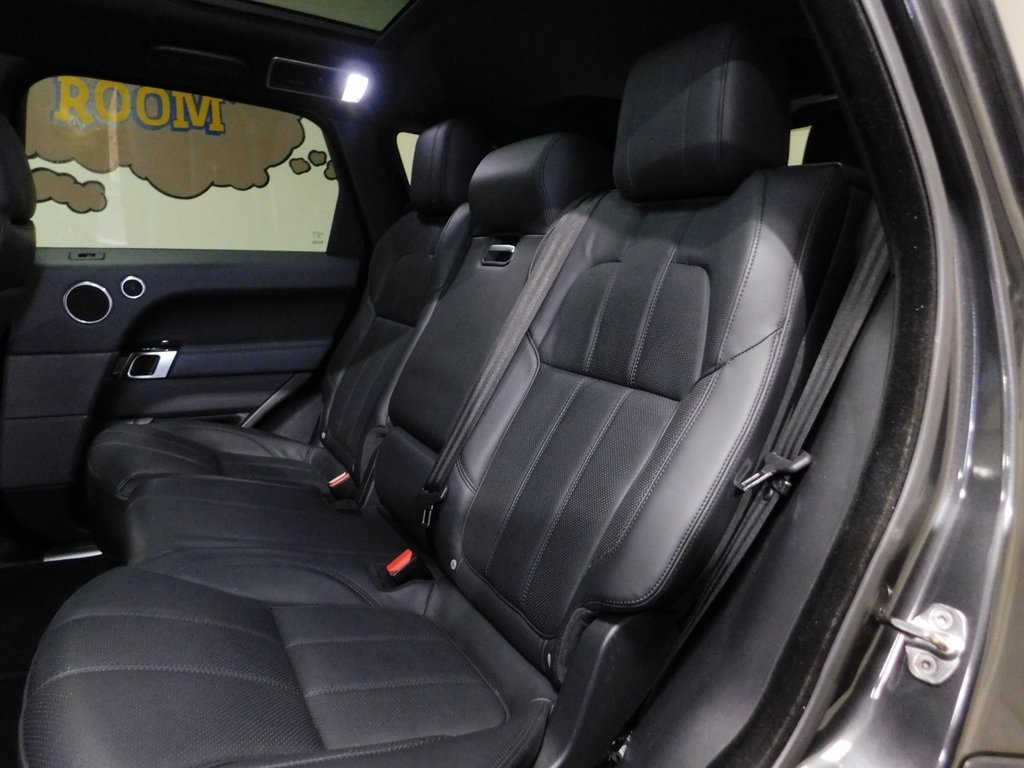 Land Rover Range Rover Sport 3.0L V6 Supercharged SE 2014