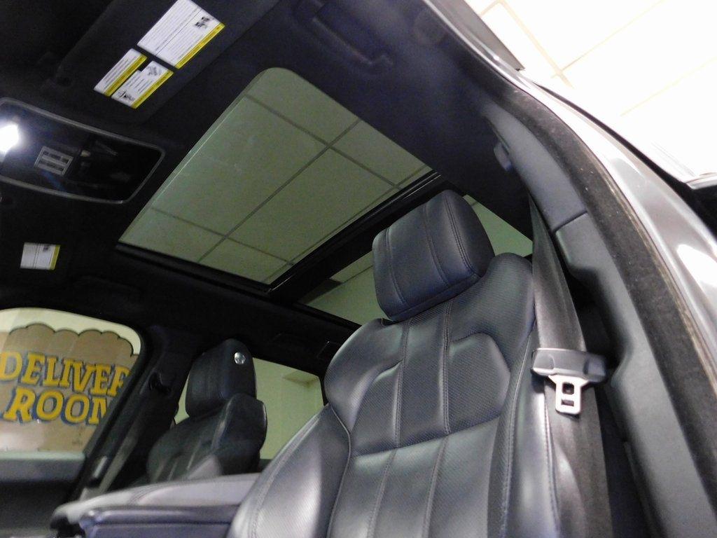 Land Rover Range Rover Sport 3.0L V6 Supercharged SE 2014