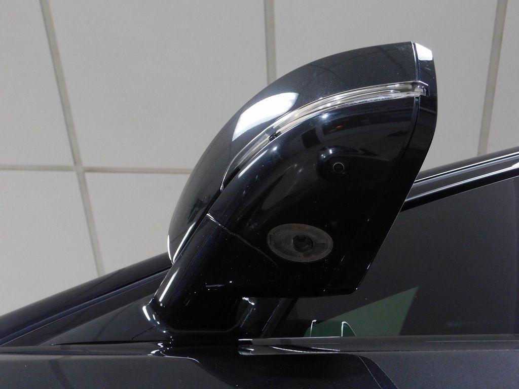 Land Rover Range Rover Sport 3.0L V6 Supercharged SE 2014