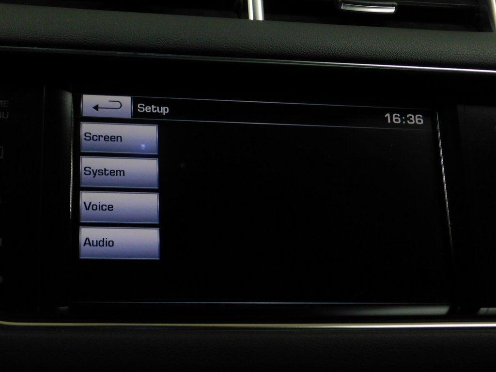 Land Rover Range Rover Sport 3.0L V6 Supercharged SE 2014