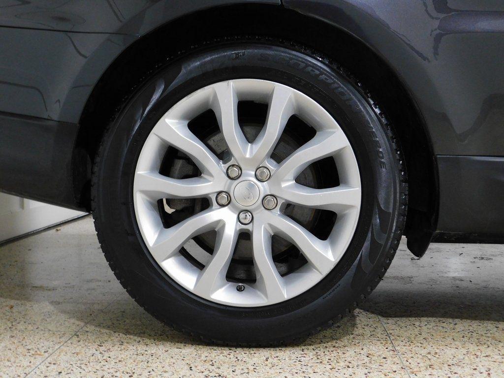 Land Rover Range Rover Sport 3.0L V6 Supercharged SE 2014