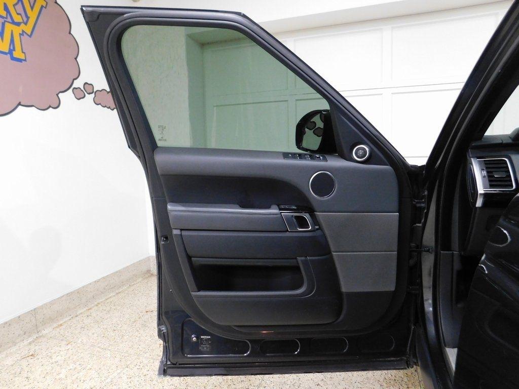 Land Rover Range Rover Sport 3.0L V6 Supercharged SE 2014