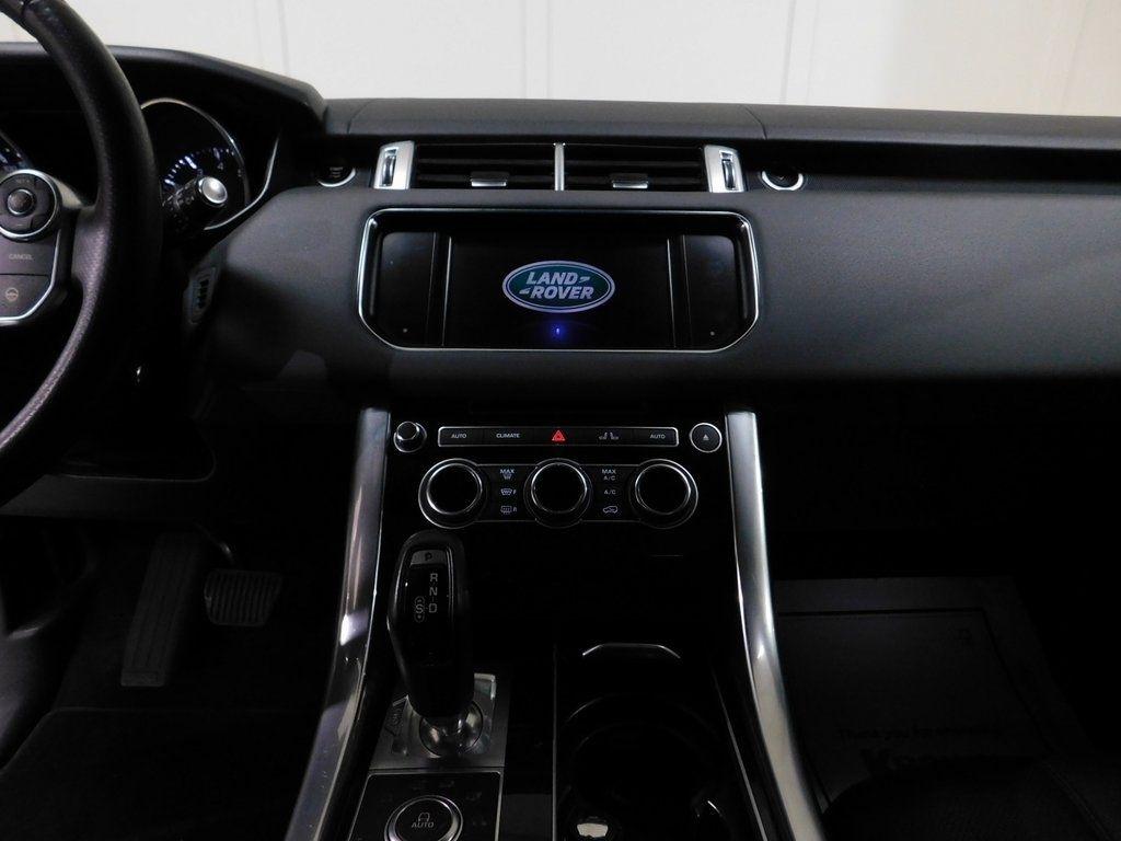 Land Rover Range Rover Sport 3.0L V6 Supercharged SE 2014