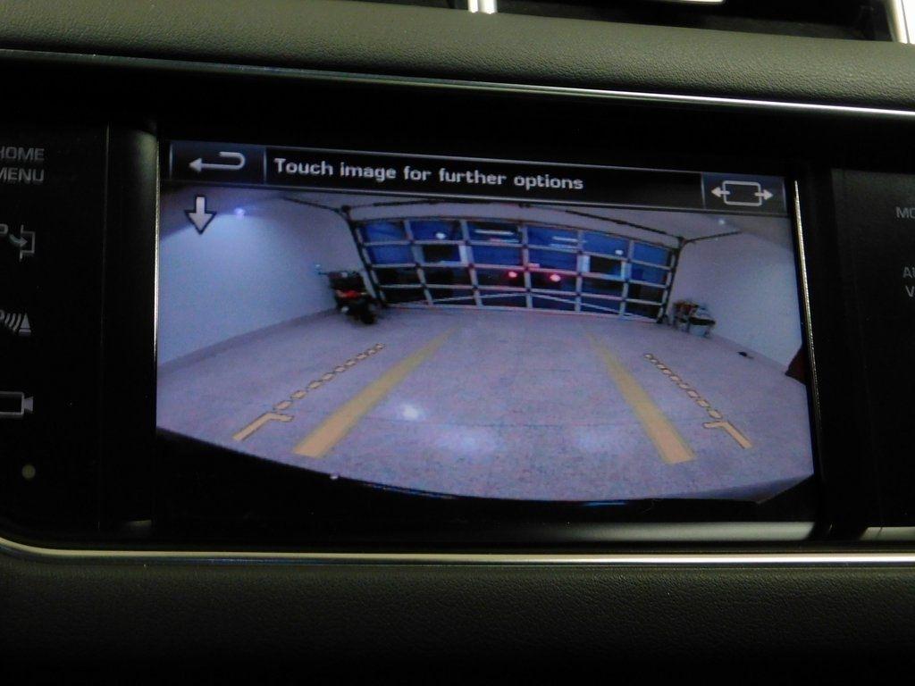 Land Rover Range Rover Sport 3.0L V6 Supercharged SE 2014