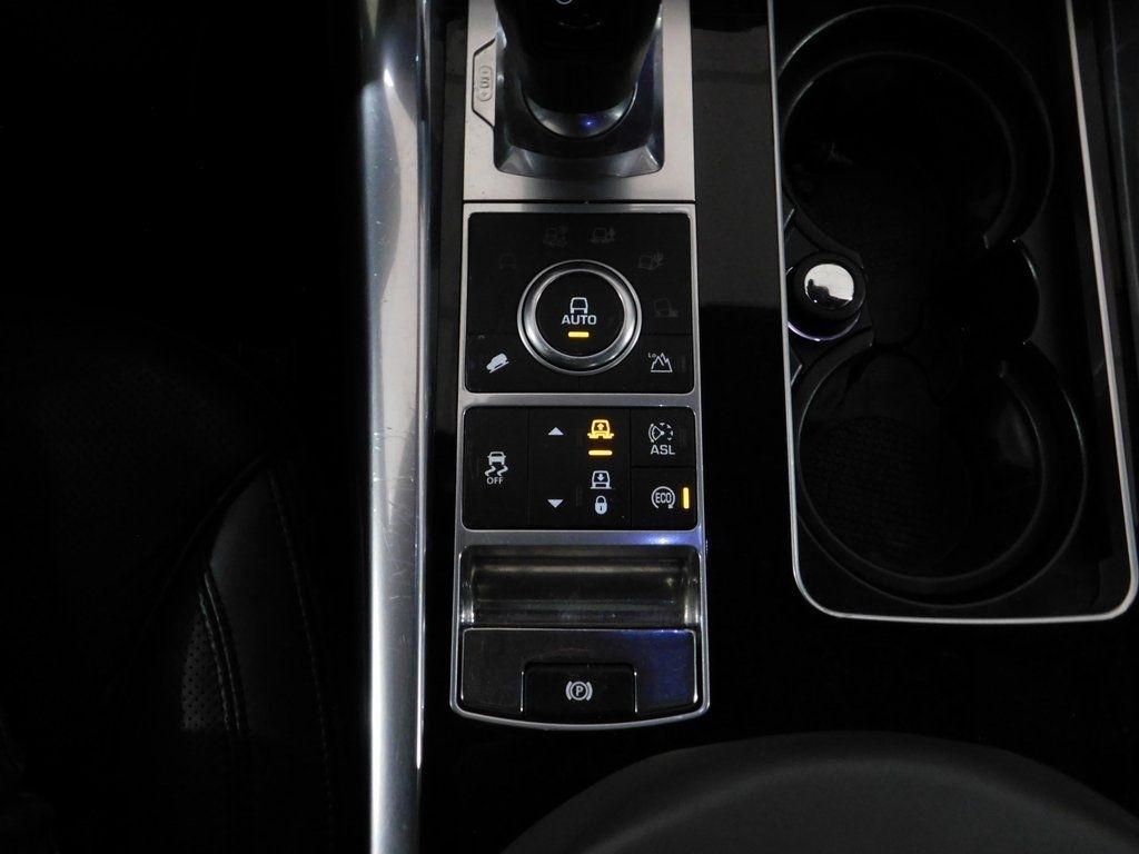 Land Rover Range Rover Sport 3.0L V6 Supercharged SE 2014