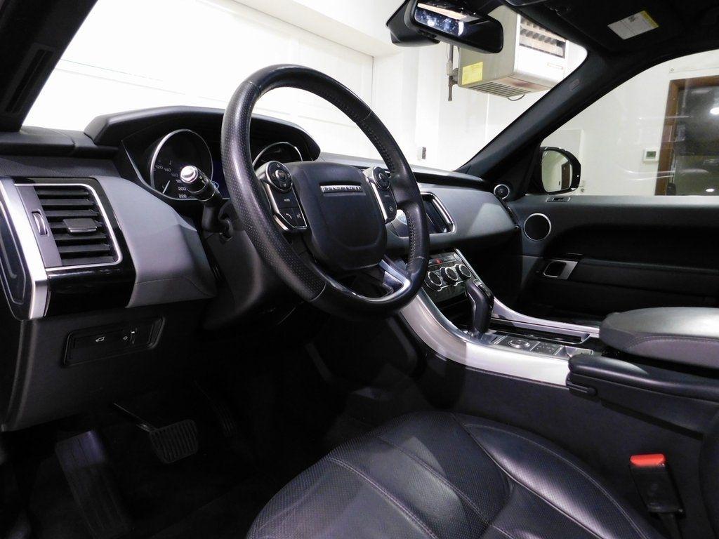 Land Rover Range Rover Sport 3.0L V6 Supercharged SE 2014