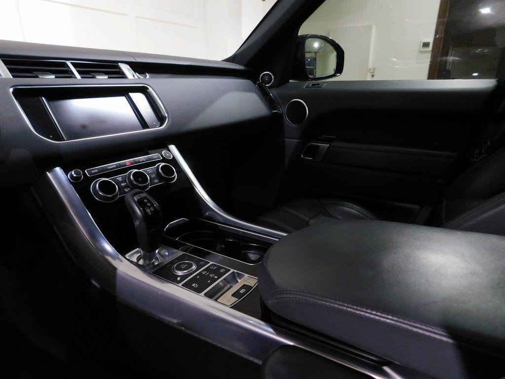 Land Rover Range Rover Sport 3.0L V6 Supercharged SE 2014
