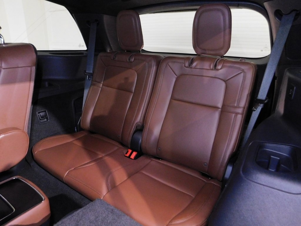 Lincoln Aviator Reserve AWD 2025