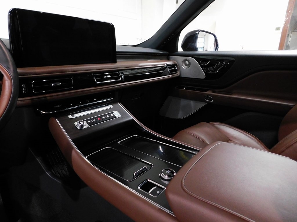 Lincoln Aviator Reserve AWD 2025