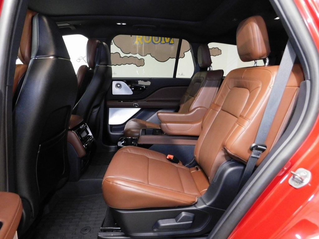 Lincoln Aviator Reserve AWD 2025