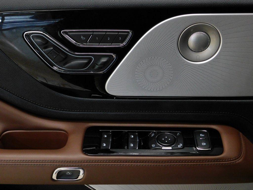 Lincoln Aviator Reserve AWD 2025