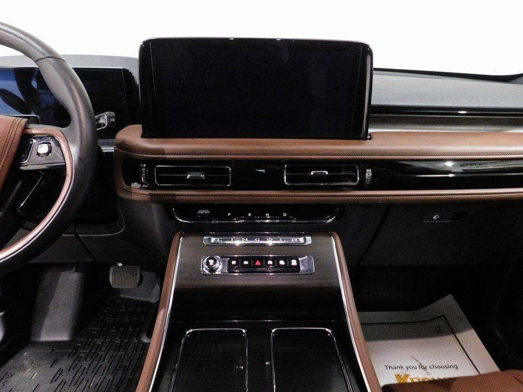 Lincoln Aviator Reserve AWD 2025