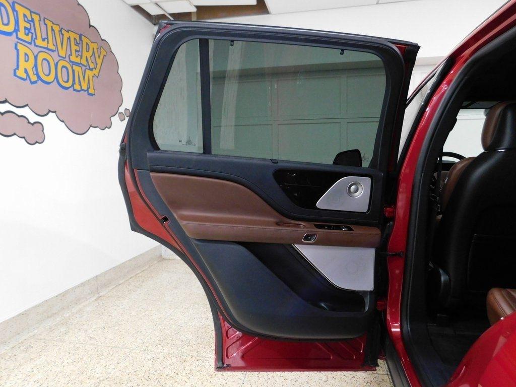 Lincoln Aviator Reserve AWD 2025