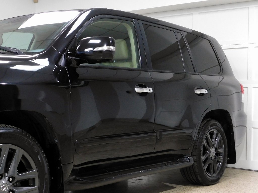 Lexus LX 570 Sport Utility 2013