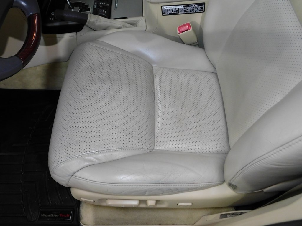 Lexus LX 570 Sport Utility 2013