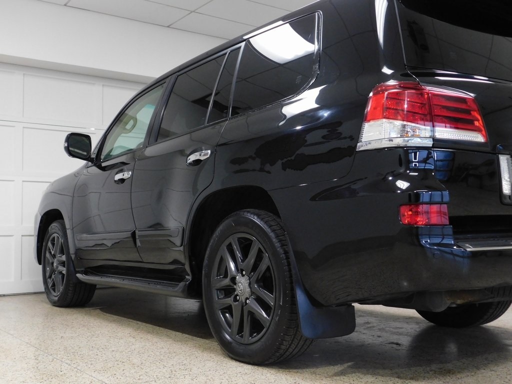 Lexus LX 570 Sport Utility 2013