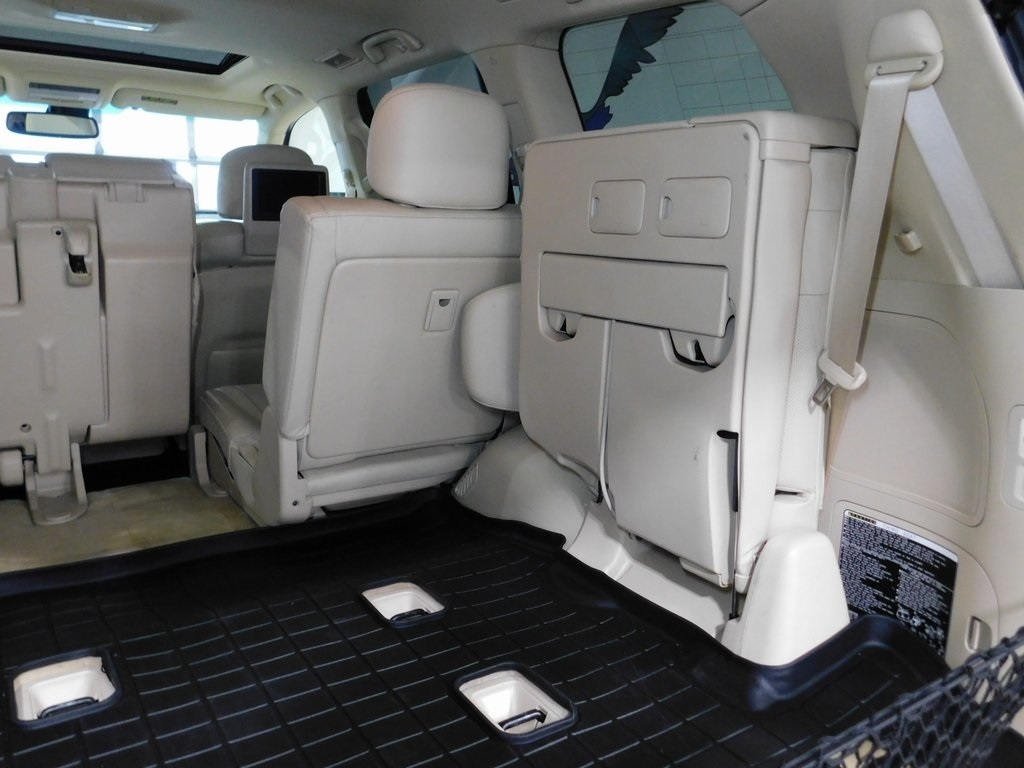 Lexus LX 570 Sport Utility 2013