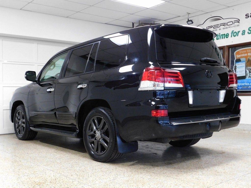 Lexus LX 570 Sport Utility 2013