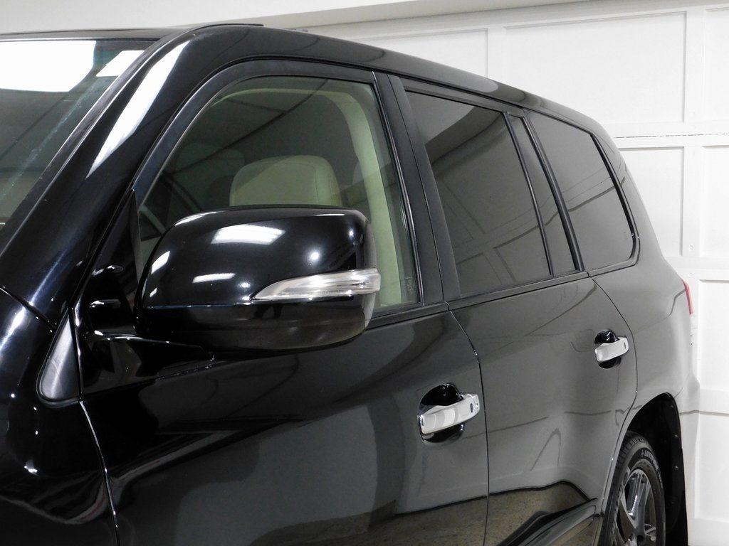 Lexus LX 570 Sport Utility 2013