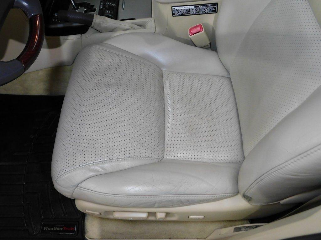 Lexus LX 570 Sport Utility 2013