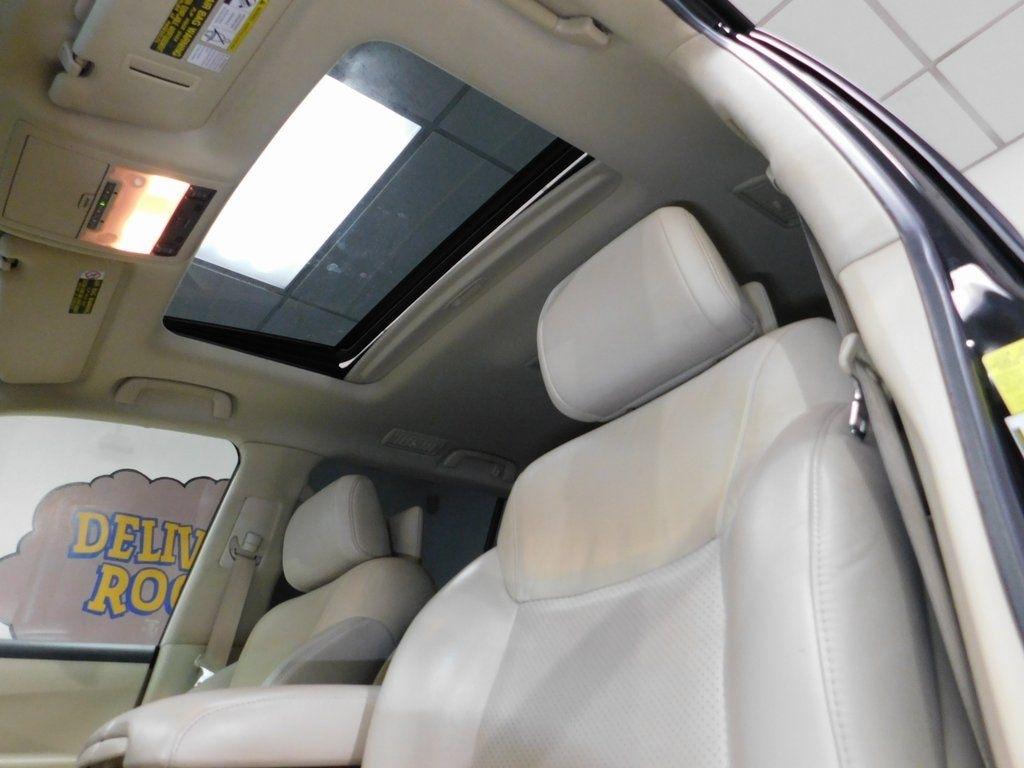 Lexus LX 570 Sport Utility 2013