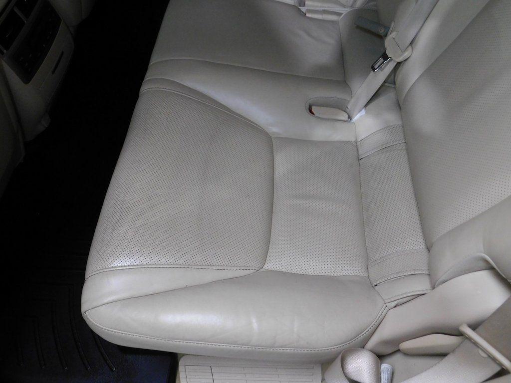 Lexus LX 570 Sport Utility 2013