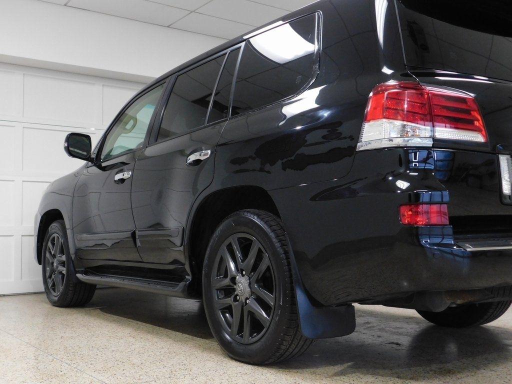 Lexus LX 570 Sport Utility 2013
