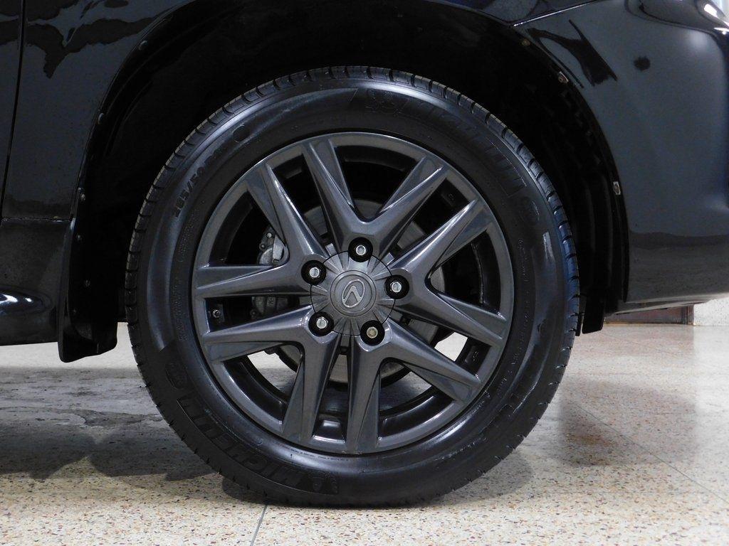 Lexus LX 570 Sport Utility 2013