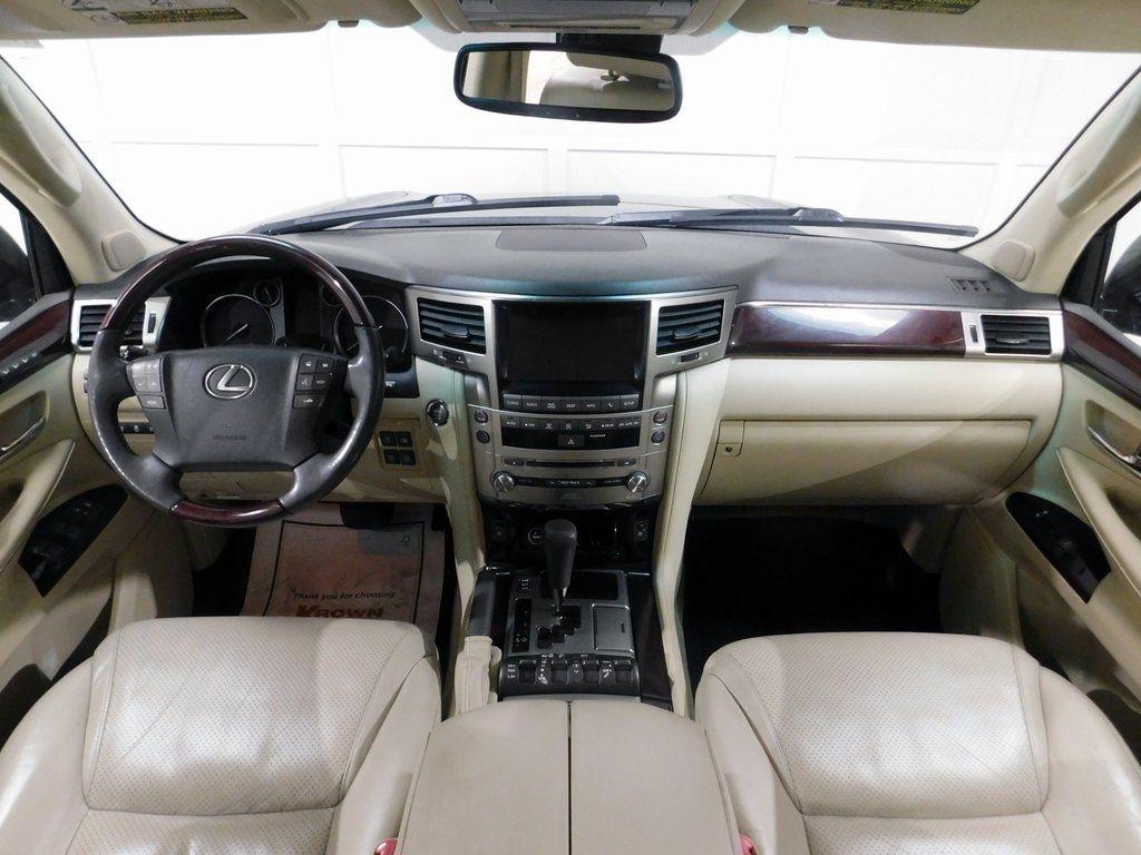 Lexus LX 570 Sport Utility 2013