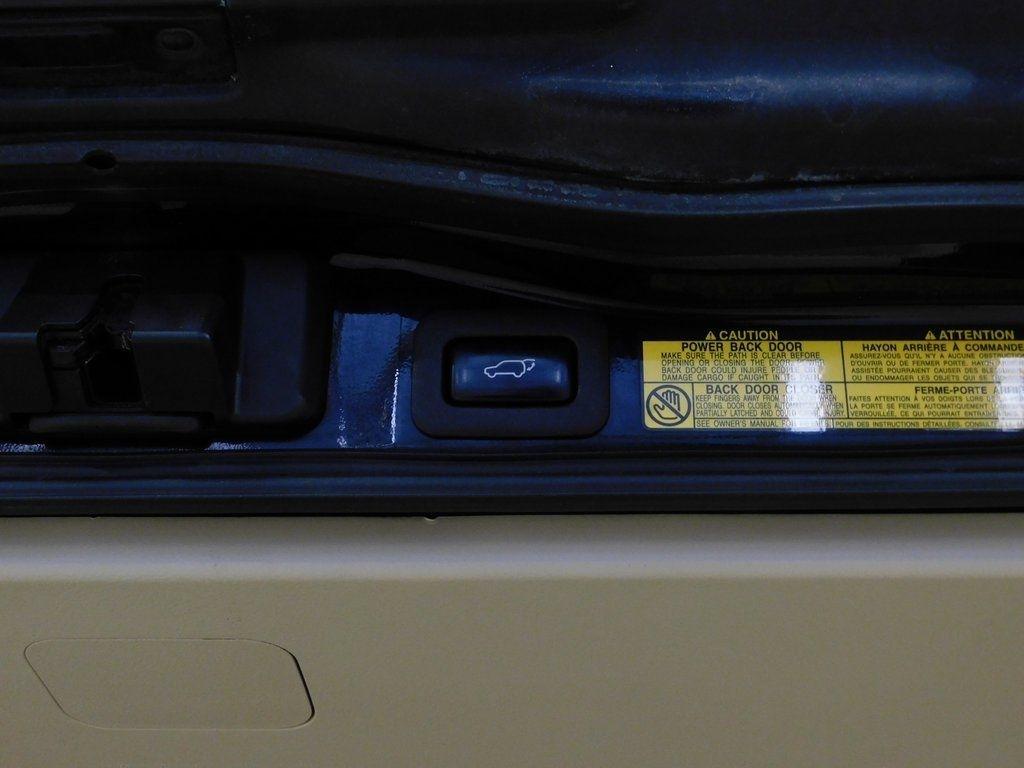 Lexus LX 570 Sport Utility 2013