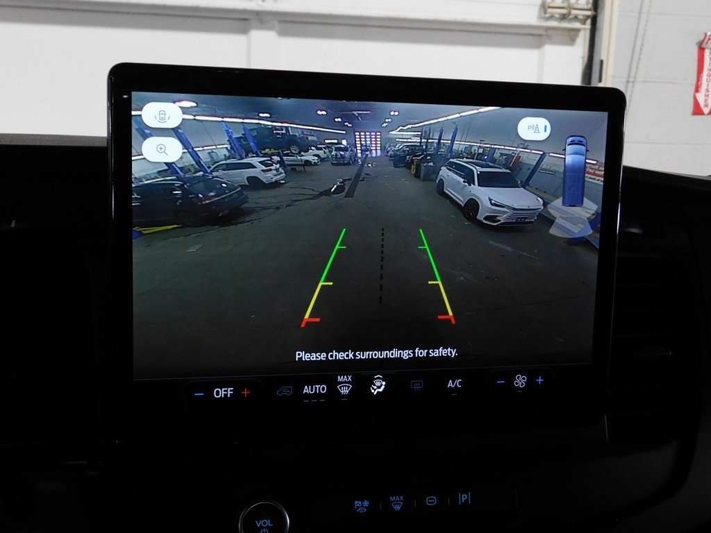 Ford Transit 250 Van High Roof w/Sliding Pass. 148-in. WB EL 2023