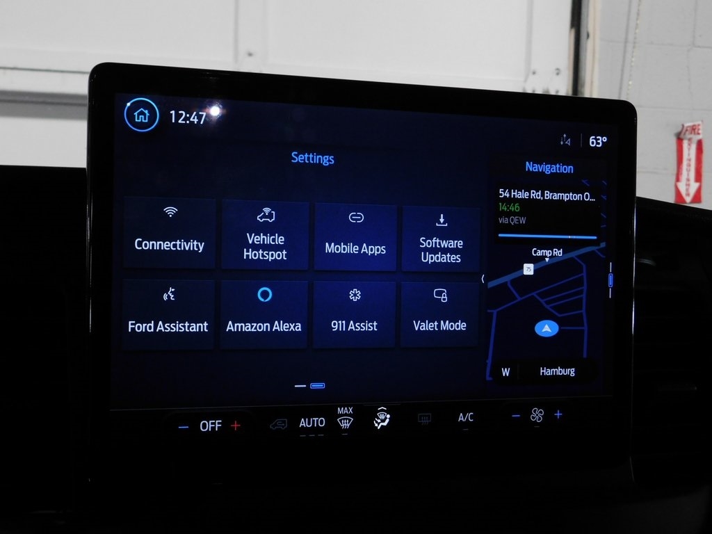 Ford Transit 250 Van High Roof w/Sliding Pass. 148-in. WB EL 2023