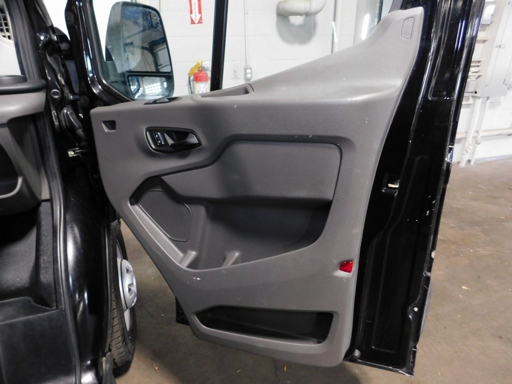 Ford Transit 250 Van High Roof w/Sliding Pass. 148-in. WB EL 2023