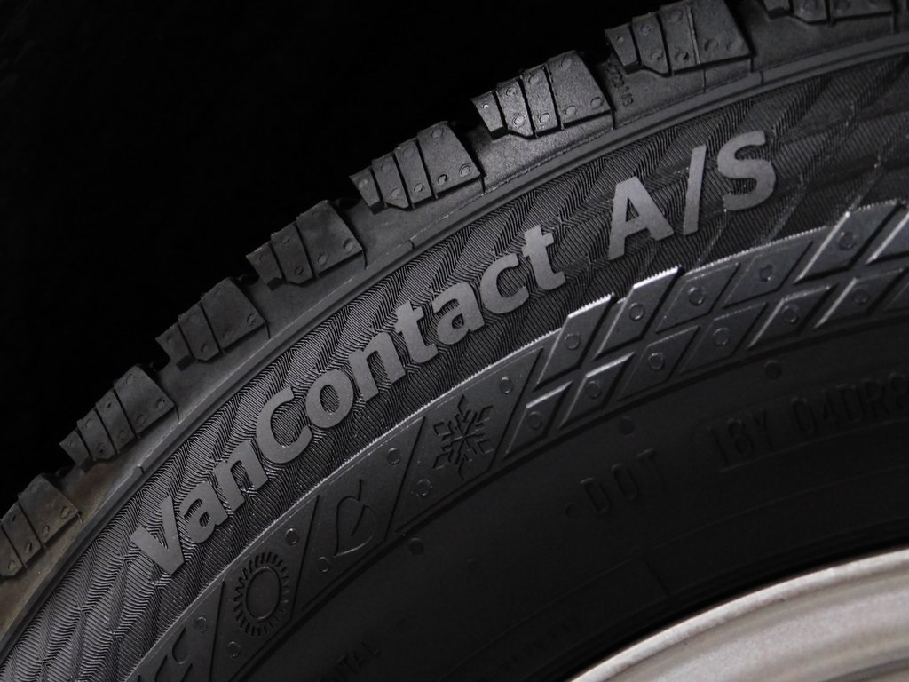 Ford Transit 250 Van High Roof w/Sliding Pass. 148-in. WB EL 2023