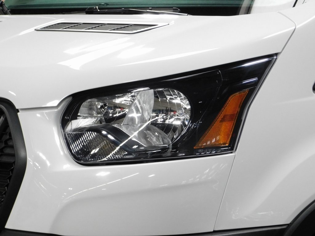 Ford Transit 250 Van 2025